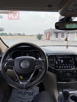 جيب جراند شيروكي